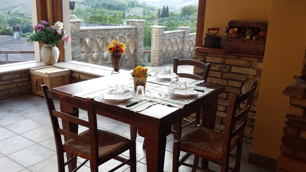 Agriturismo Col Morino Bed and Breakfast Pineto Εξωτερικό φωτογραφία