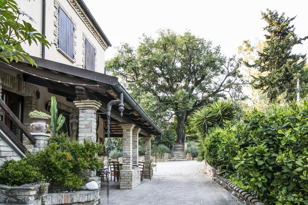 Agriturismo Col Morino Bed and Breakfast Pineto Εξωτερικό φωτογραφία